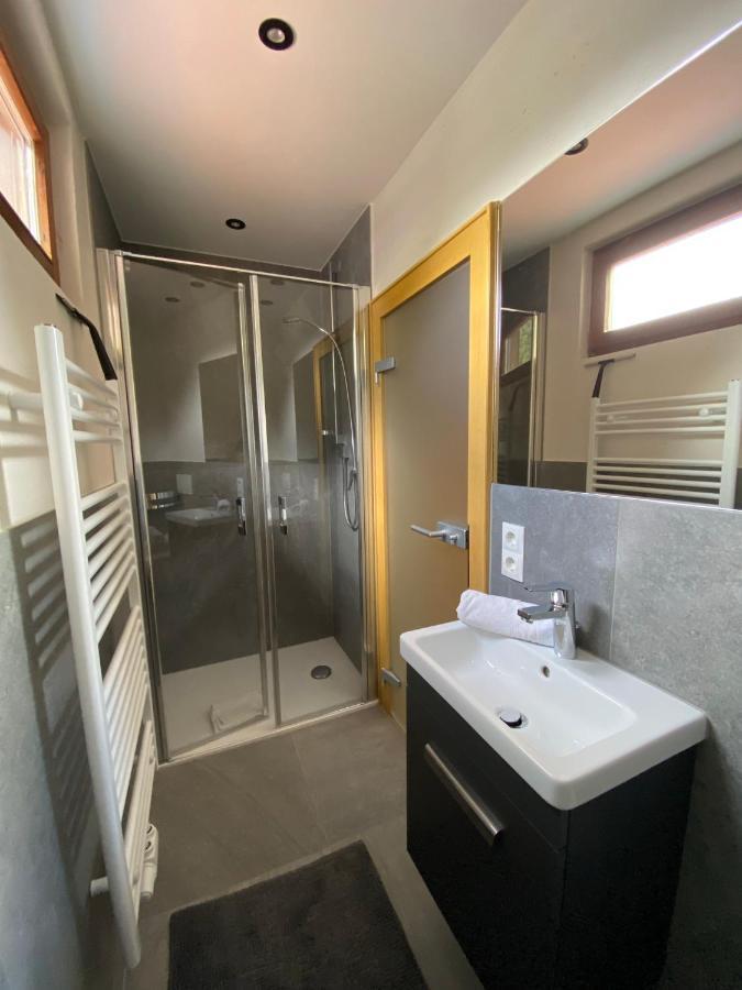 プフンツAparts Handle Und Haus Bergblickアパートメント エクステリア 写真